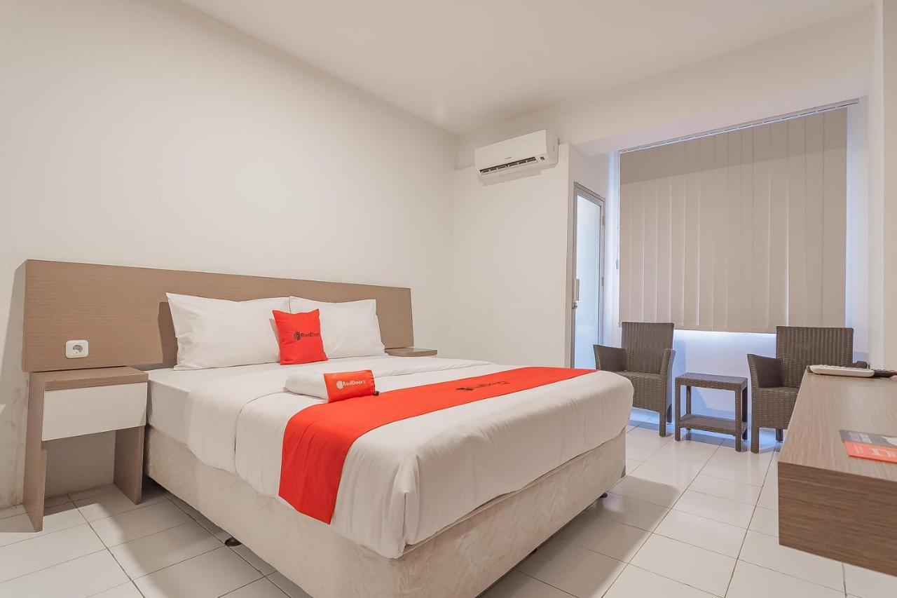 Reddoorz Apartment @ Emerald Towers Bandung Extérieur photo