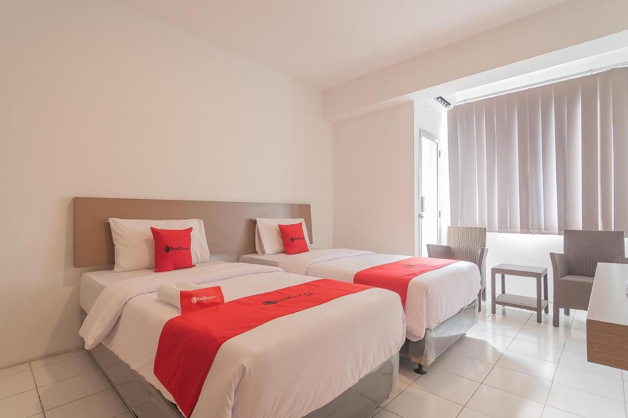 Reddoorz Apartment @ Emerald Towers Bandung Extérieur photo