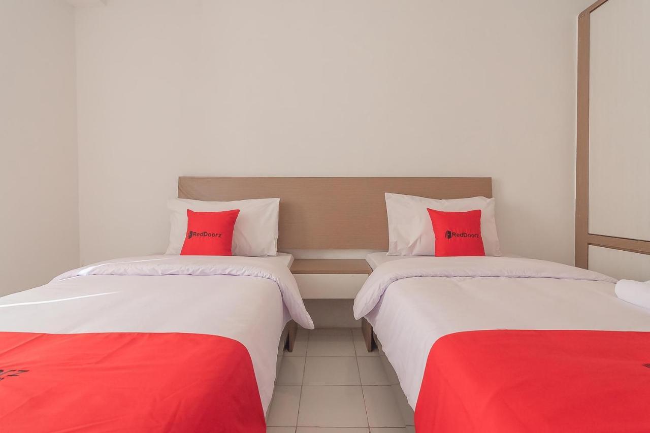 Reddoorz Apartment @ Emerald Towers Bandung Extérieur photo